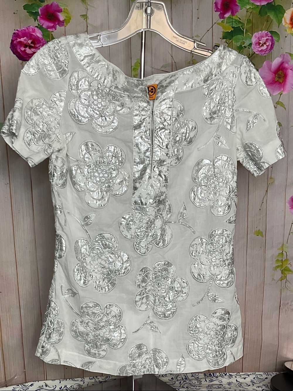 Tory Burch sz 4 Silver Floral Short-Sleeve Women’s Top #2008